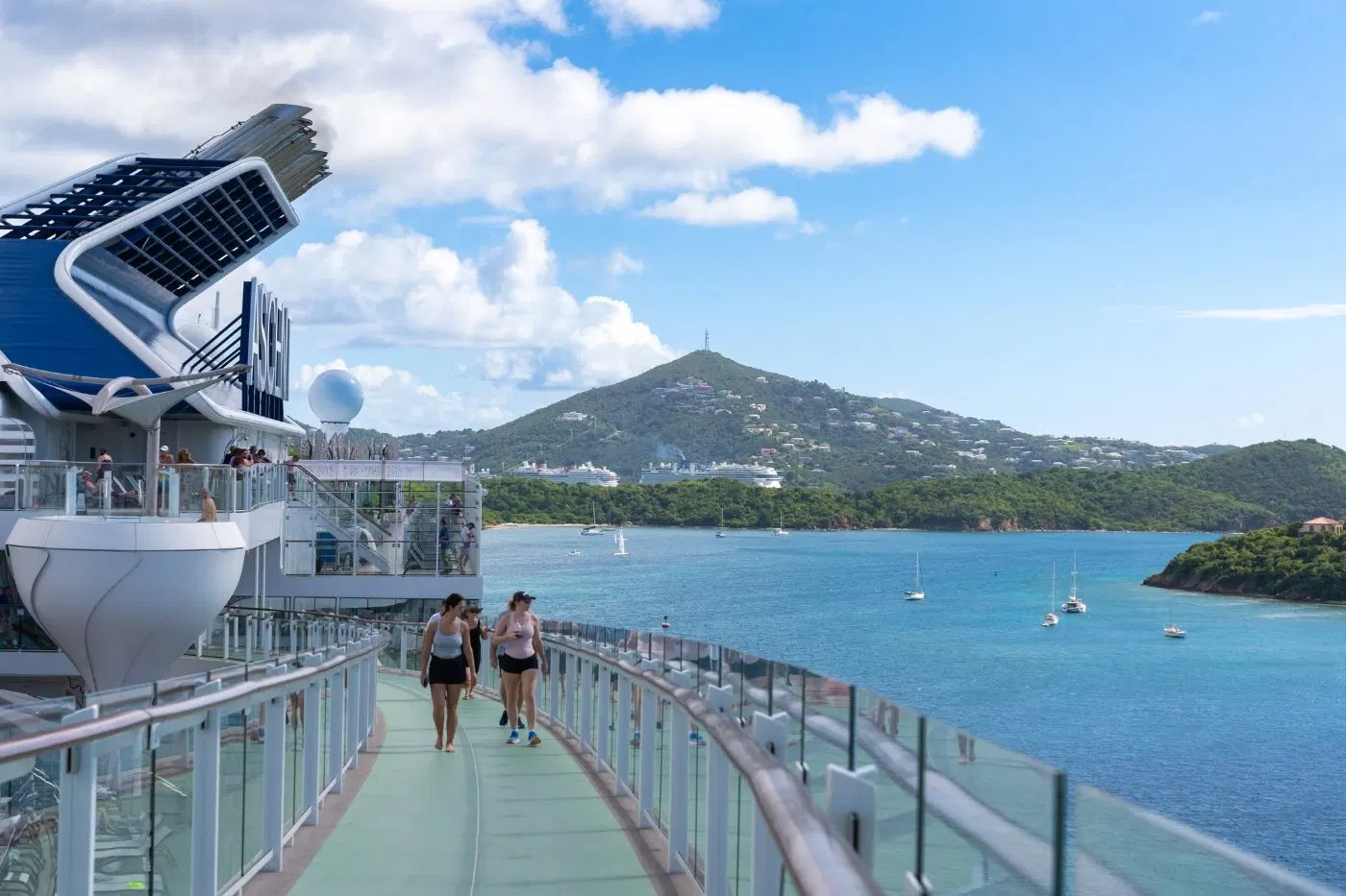 The walking and running track on the upper deck